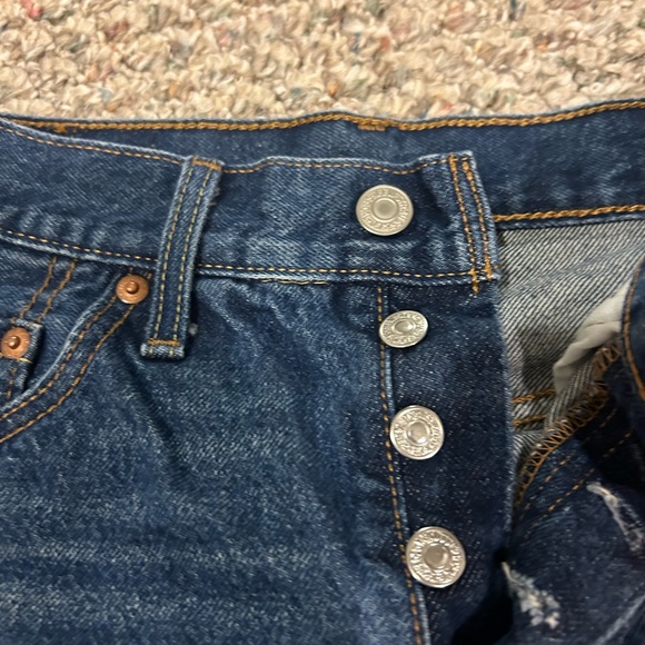 Levi’s High Waisted 501 Shorts - Picture 3 of 3